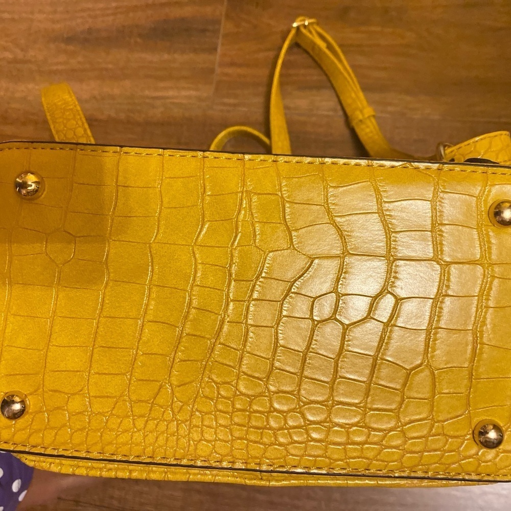 Brand New Beautiful Yellow Mustard Color bag, for office or school. Never Used! - Picture 6 of 9